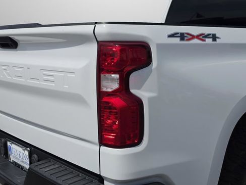 Used 2019 Chevrolet Silverado 1500 W/T w/ Trailering Package AWD/4WD image 34