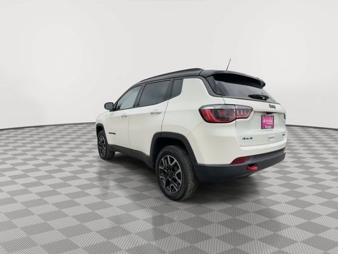 Used 2018 Jeep Compass Trailhawk w/ Cold Weather Group AWD/4WD image 6