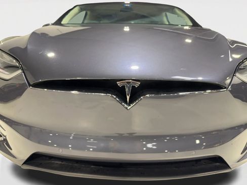 Used 2019 Tesla Model X 100D image 15