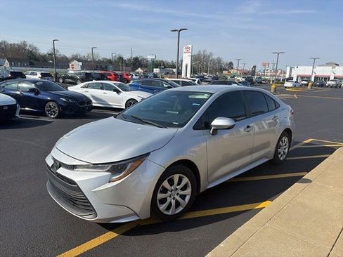 Certified 2024 Toyota Corolla LE image 3