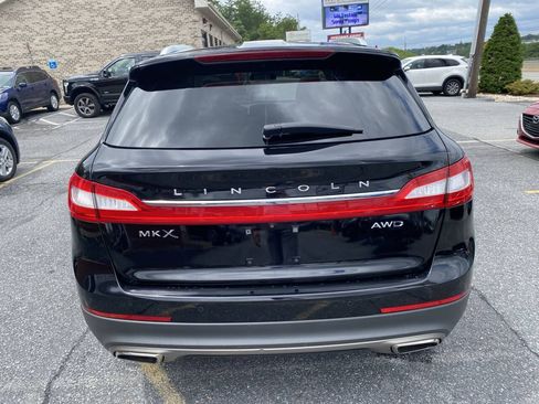 Used 2016 Lincoln MKX Reserve w/ Climate Package AWD/4WD image 7