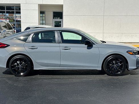 Certified 2025 Honda Civic Sport image 2