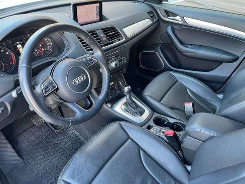Used 2018 Audi Q3 2.0T Premium Plus w/ Premium Plus Package AWD/4WD image 2