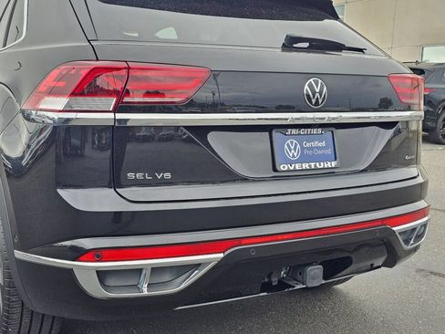 Used 2023 Volkswagen Atlas Cross Sport SEL Premium R-Line AWD/4WD image 7