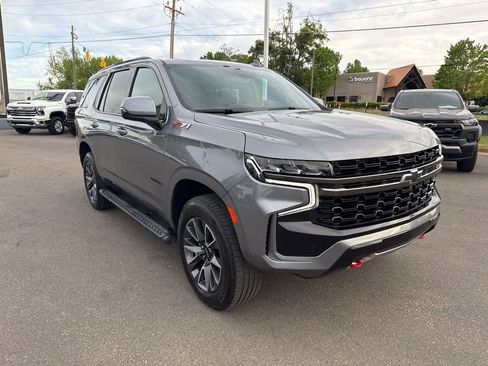 Used 2021 Chevrolet Tahoe Z71 w/ Z71 Signature Package image 7
