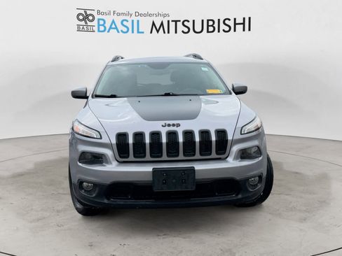 Used 2018 Jeep Cherokee Limited w/ High Altitude Package image 8