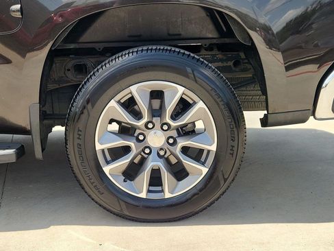 Used 2019 Chevrolet Silverado 1500 LT w/ Texas Edition RWD image 14