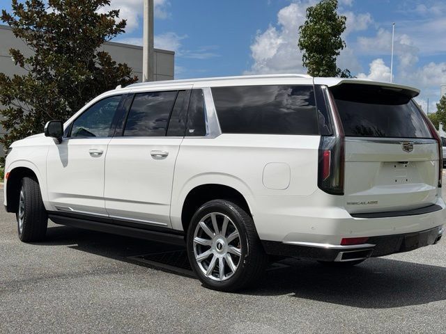 Used 2023 Cadillac Escalade ESV Premium Luxury Platinum AWD/4WD image 6