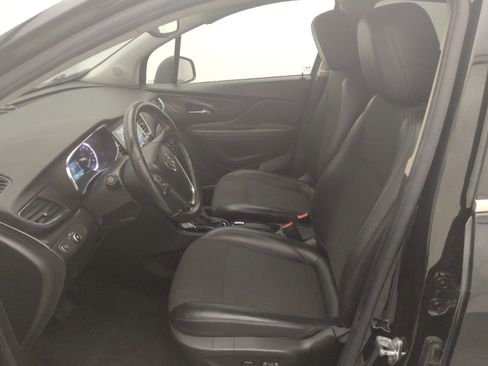 Used 2018 Buick Encore Preferred image 17