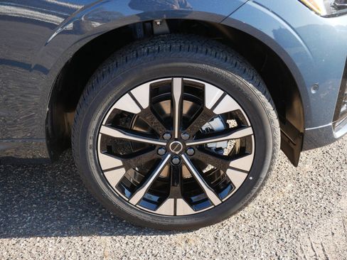 New 2026 Volvo XC60 B5 Plus w/ Protection Package Premier image 4