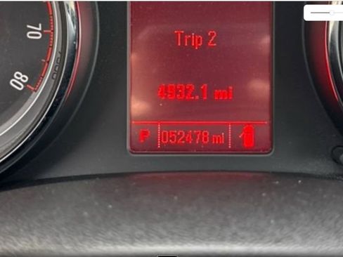 Used 2016 Buick Cascada Premium image 4