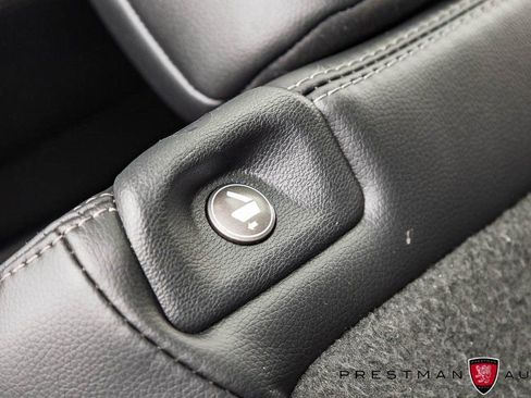 Used 2024 Honda Pilot Touring image 43