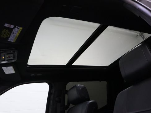 Used 2023 Toyota Tundra Platinum w/ Advanced Package image 30