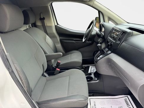 Used 2015 Nissan NV200 SV FWD image 10