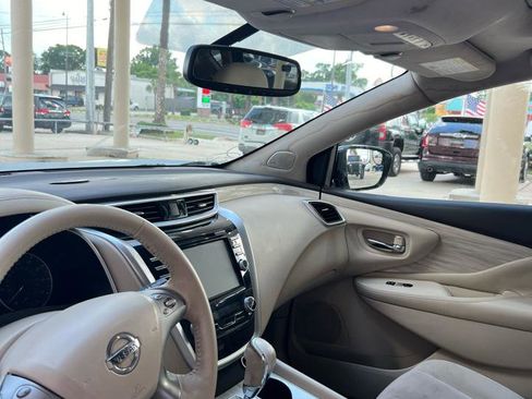 Used 2015 Nissan Murano SV w/ Premium Package AWD/4WD image 7