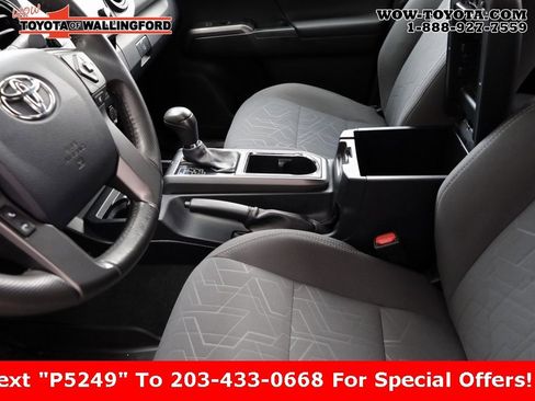 Certified 2017 Toyota Tacoma TRD Sport image 39