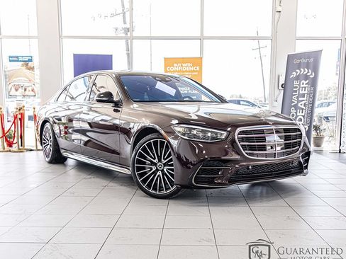 Used 2023 Mercedes-Benz S 580 4MATIC Sedan image 3