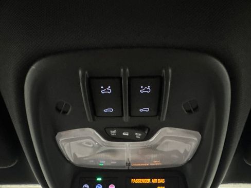 Used 2025 Chevrolet Colorado ZR2 AWD/4WD image 49
