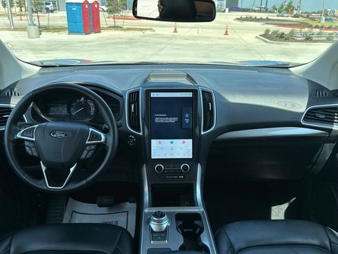 Used 2024 Ford Edge SEL AWD/4WD image 13