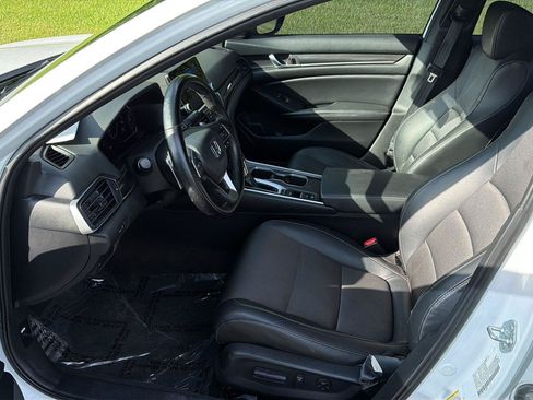 Used 2022 Honda Accord Sport image 9