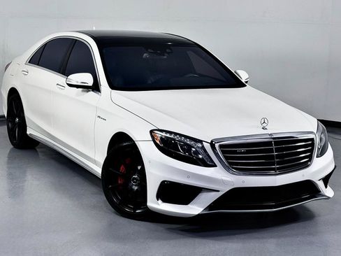 Used 2016 Mercedes-Benz S 63 AMG 4MATIC Sedan w/ Rear Seat Package image 3