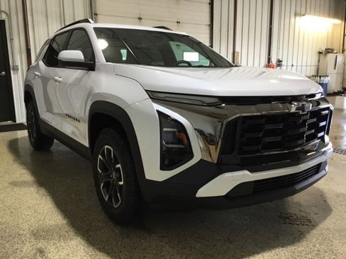 New 2026 Chevrolet Equinox ACTIV w/ Convenience Package III image 5