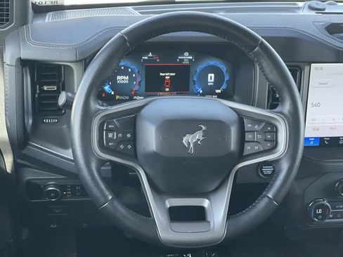 Certified 2025 Ford Bronco Badlands image 8