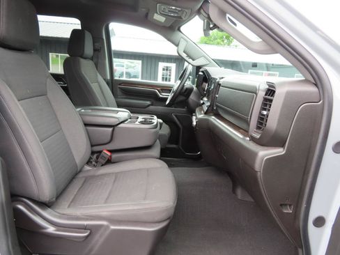 Used 2025 GMC Sierra 2500 SLE w/ SLE Value Package; AWD/4WD image 45