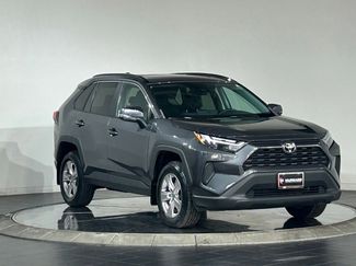 Used 2022 Toyota RAV4 XLE w/ Convenience Package AWD/4WD video 2