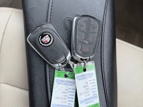 Used 2015 Cadillac SRX Luxury w/ Driver Awareness Package AWD/4WD image 36