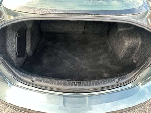 Used 2012 MAZDA MAZDA3 i Touring FWD image 22