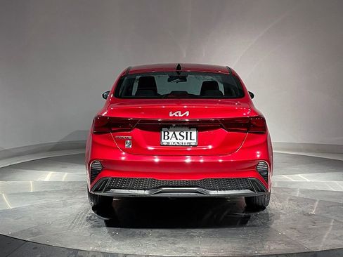 Used 2023 Kia Forte LXS image 12