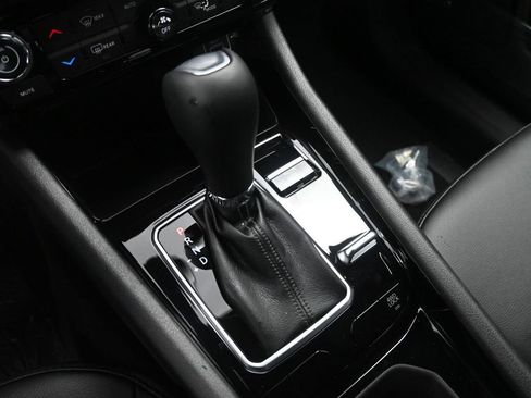 New 2026 Jeep Compass Latitude w/ Sun and Sound Group image 16