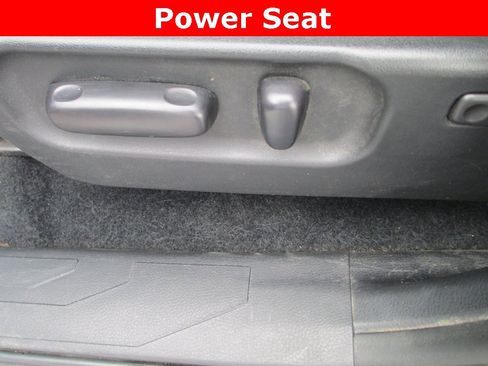 Used 2022 Toyota Tacoma TRD Off-Road image 21