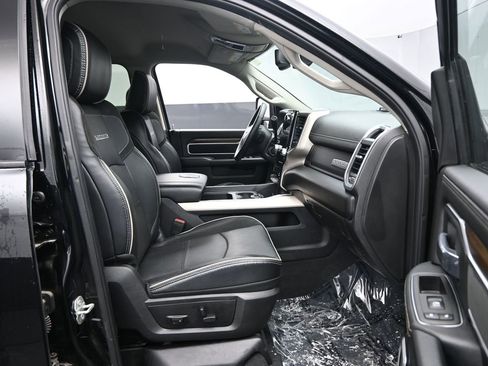 Used 2024 RAM 2500 Laramie image 31