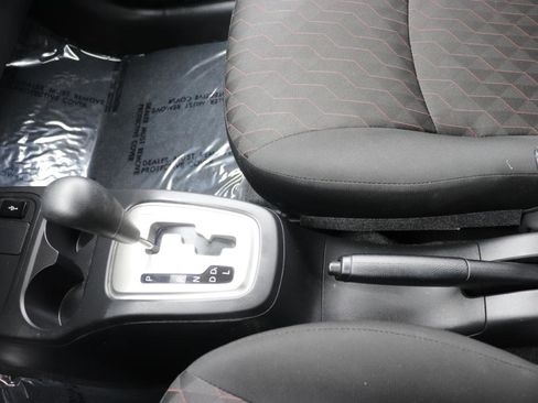 Used 2024 Mitsubishi Mirage ES image 34