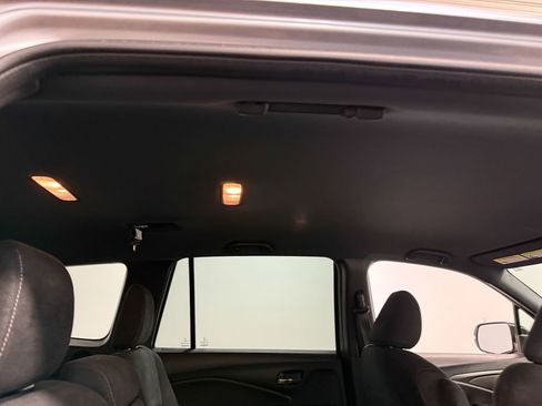 Used 2022 Honda Pilot Sport image 69
