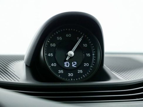 New 2026 Porsche Taycan GTS image 17