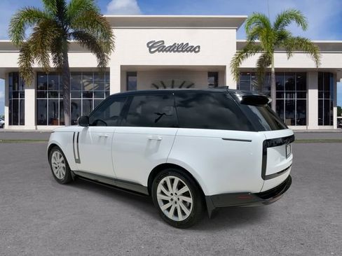 Used 2024 Land Rover Range Rover SE AWD/4WD image 10