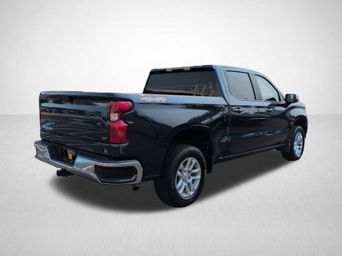Used 2023 Chevrolet Silverado 1500 LT AWD/4WD image 10