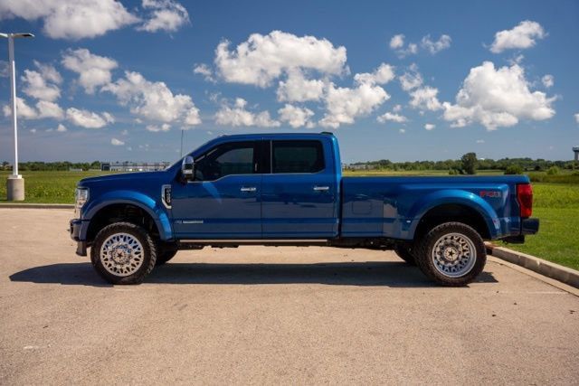 Used 2022 Ford F450 Platinum w/ FX4 Off-Road Package AWD/4WD image 4