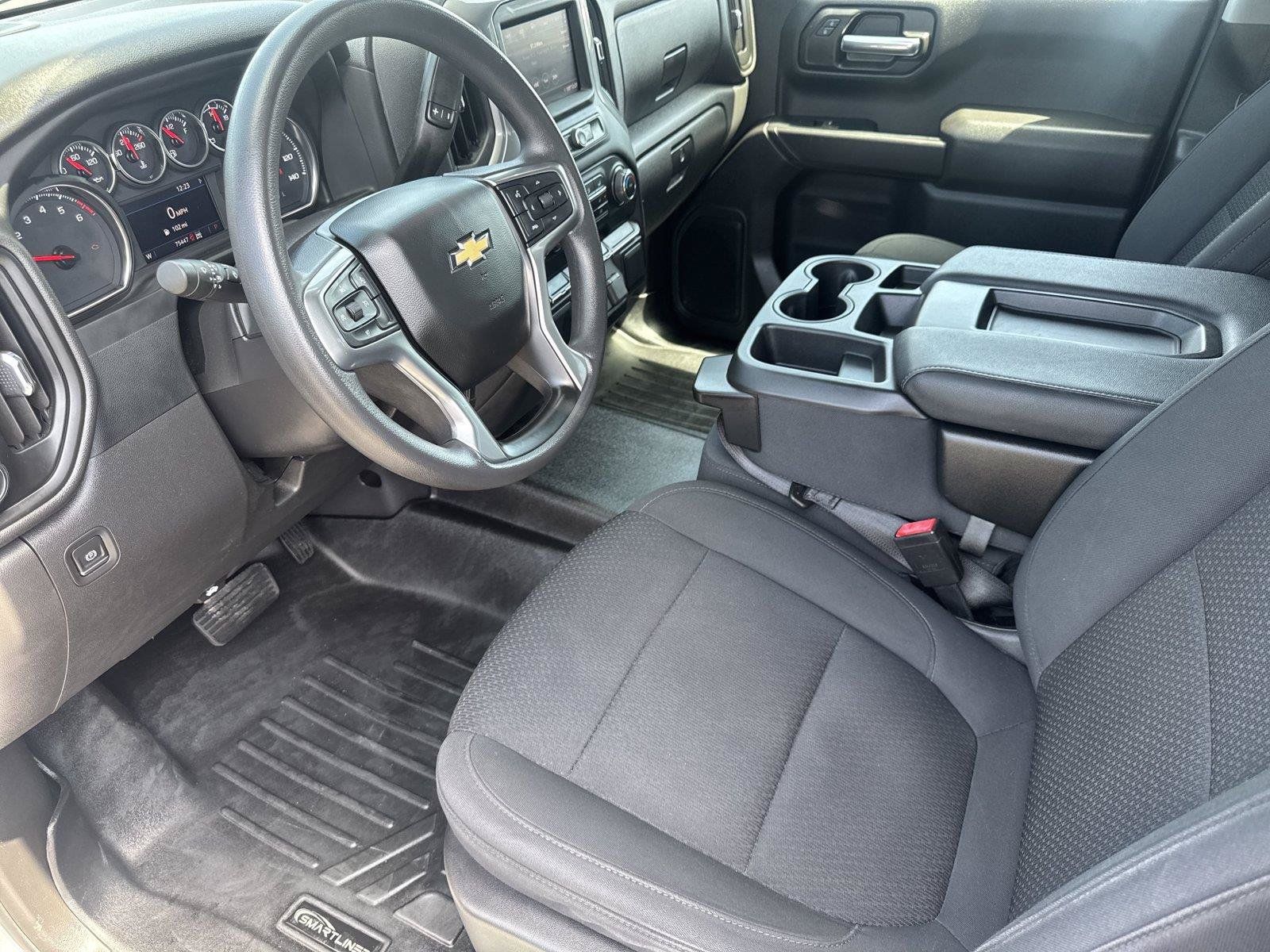 Used 2022 Chevrolet Silverado 1500 Custom w/ Safety Confidence Package AWD/4WD image 10