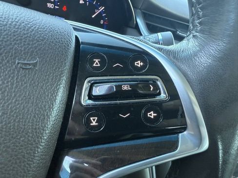 Used 2014 Cadillac XTS Luxury image 28