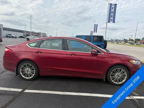 Used 2013 Ford Fusion SE FWD image 4