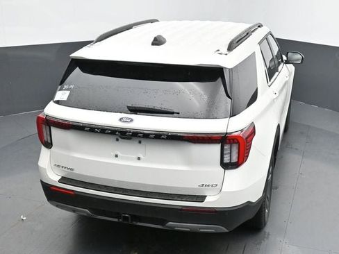 Used 2025 Ford Explorer Active w/ Active Comfort Package AWD/4WD image 24