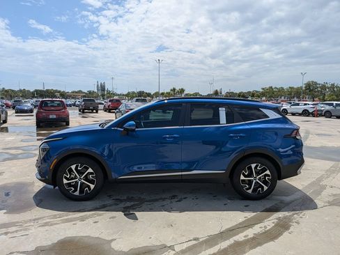 Certified 2025 Kia Sportage EX w/ Premium Package FWD image 5