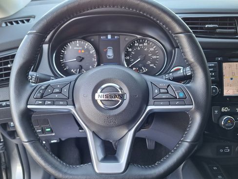 Certified 2022 Nissan Rogue Sport SL image 11