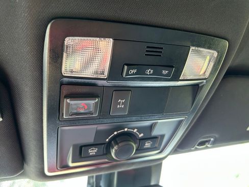 Certified 2021 Toyota Tacoma TRD Off-Road AWD/4WD image 31