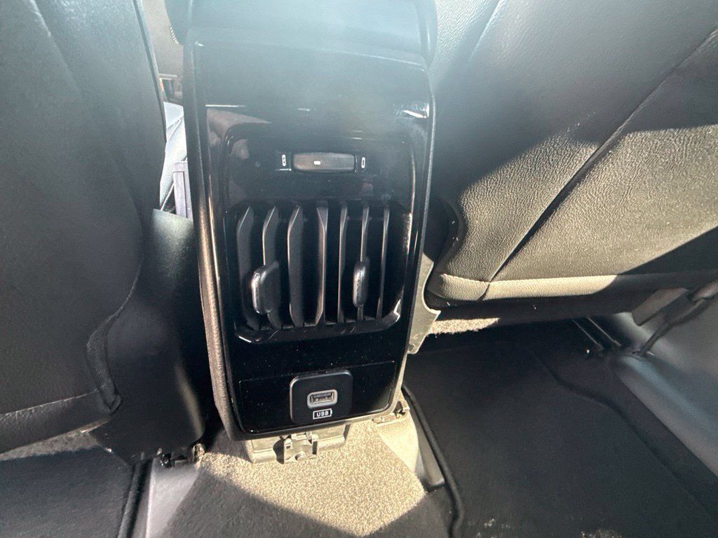 Used 2024 Jeep Compass Latitude AWD/4WD image 25
