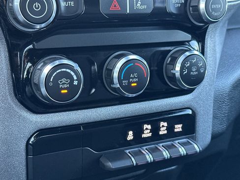 New 2025 RAM 1500 Tradesman image 19